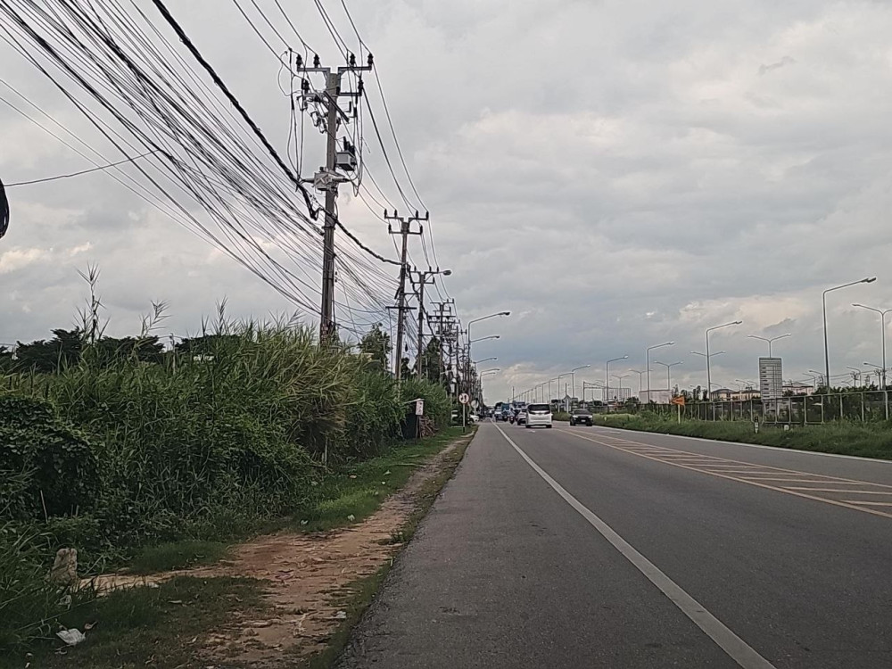 ขายที่ดิน 4 ไร่ ติดถนนกาญจนาภิเษก